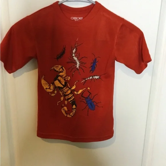 BOYS RED T SHIRT  404​ - Picture 2 of 7